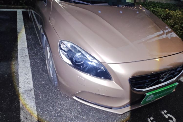 Used Volvo V40 2016 T3 Zhiyi Edition Right Front Headlight