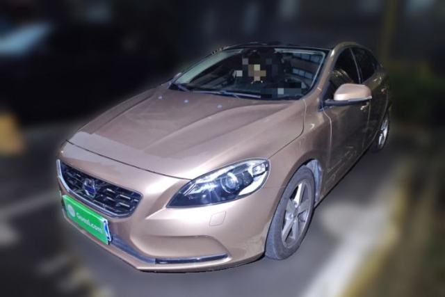 Used Volvo V40 2016 T3 Zhiyi Edition