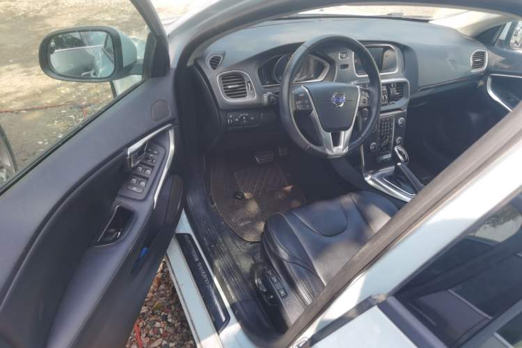 Used Volvo V40 2016 T3 Zhiyi Edition Driver Seat
