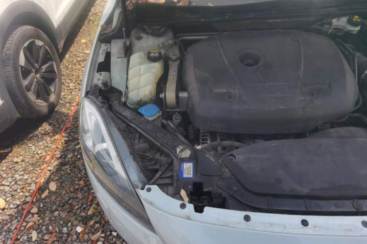 Used Volvo V40 2016 T3 Zhiyi Edition Engine Bay Right