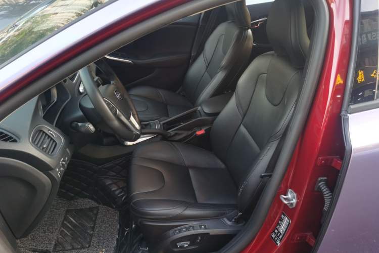 Used Volvo V40 2016 T3 Zhiyi Edition Left Front Seat