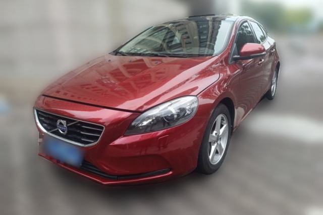 Used Volvo V40 2016 T3 Smart Edition