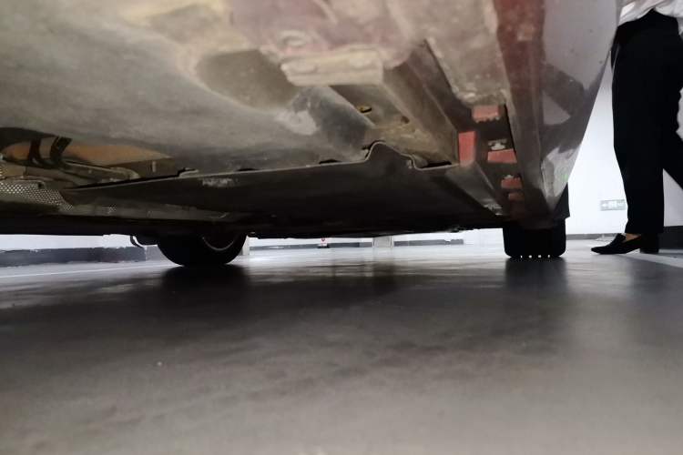 Used Volvo V40 2016 T4 Smart Luxury Edition Chassis Rear Right