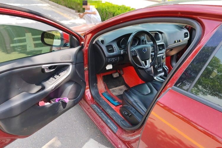 Used Volvo V40 2016 T3 Zhiyi Edition Driver Seat