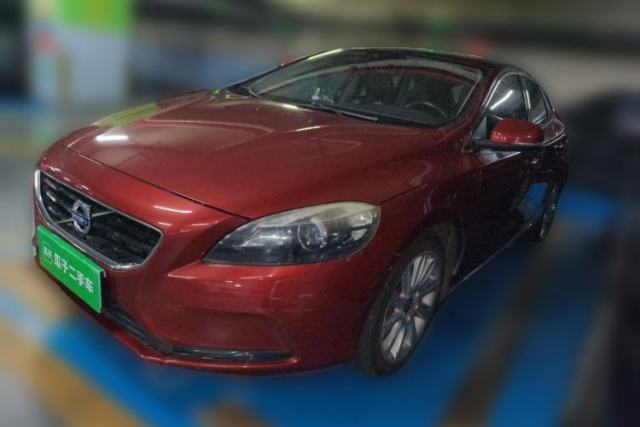 Used Volvo V40 2016 T3 Zhiyi Edition