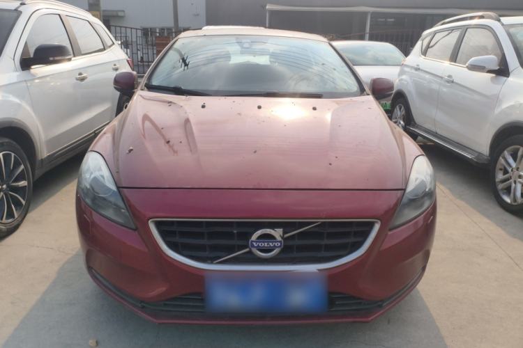 Used Volvo V40 2016 T3 Zhiyi Edition Front