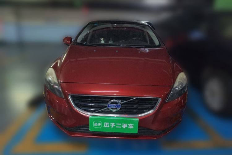 Used Volvo V40 2016 T3 Zhiyi Edition Front