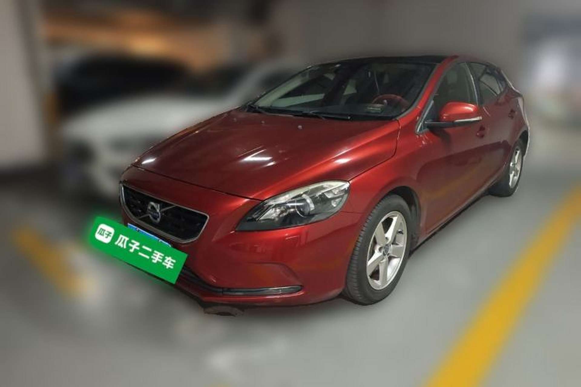Used Volvo V40 2016 T3 Zhiyi Edition Front Left 45 Deg