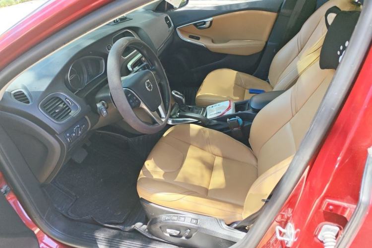 Used Volvo V40 2016 T3 Zhiyi Edition Left Front Seat