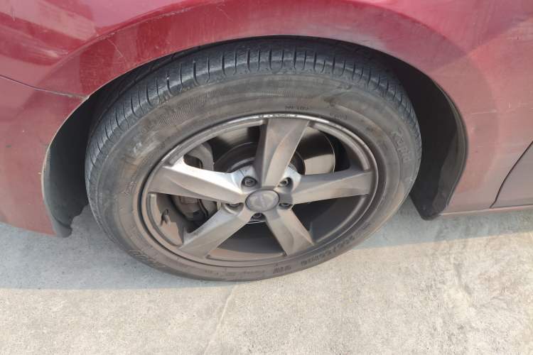 Used Volvo V40 2016 T3 Zhiyi Edition Left Front Wheel Hub