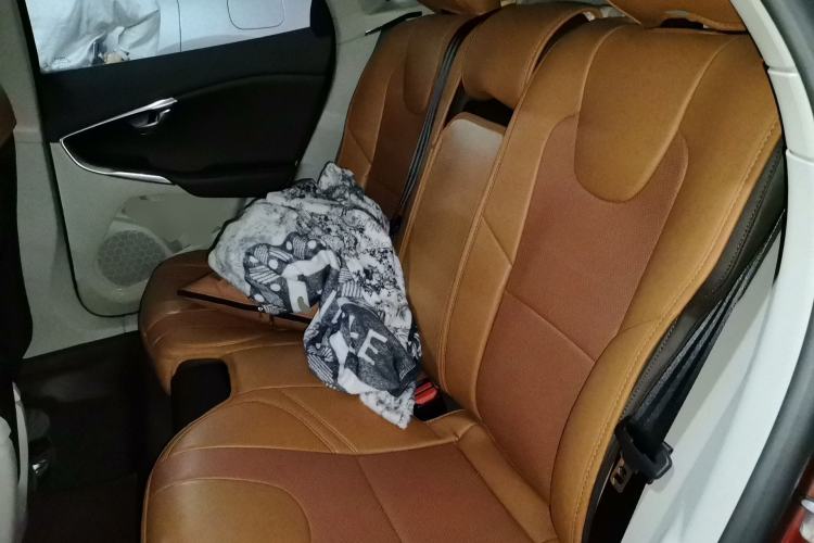 Used Volvo V40 2016 T4 Smart Luxury Edition Left Rear Seat