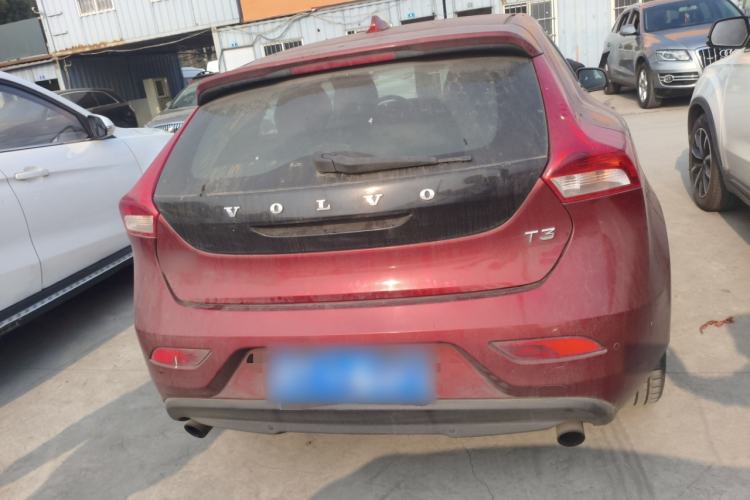 Used Volvo V40 2016 T3 Zhiyi Edition Rear