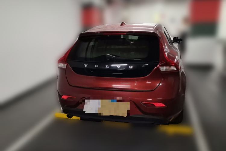 Used Volvo V40 2016 T4 Smart Luxury Edition Rear