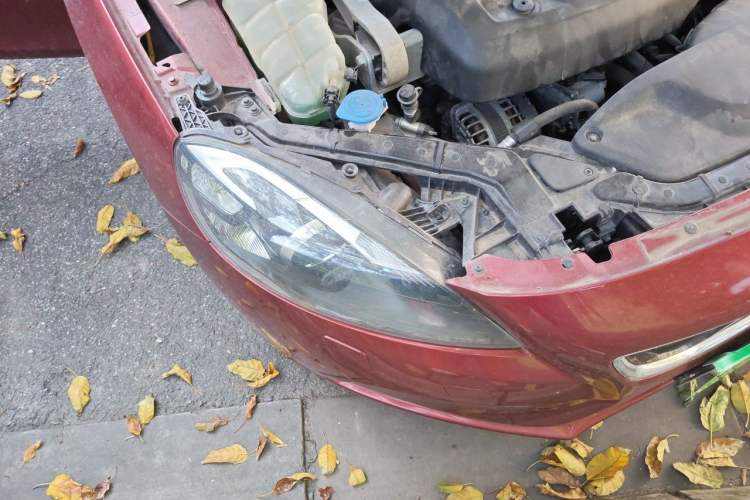 Used Volvo V40 2016 T3 Zhiyi Edition Right Front Headlight