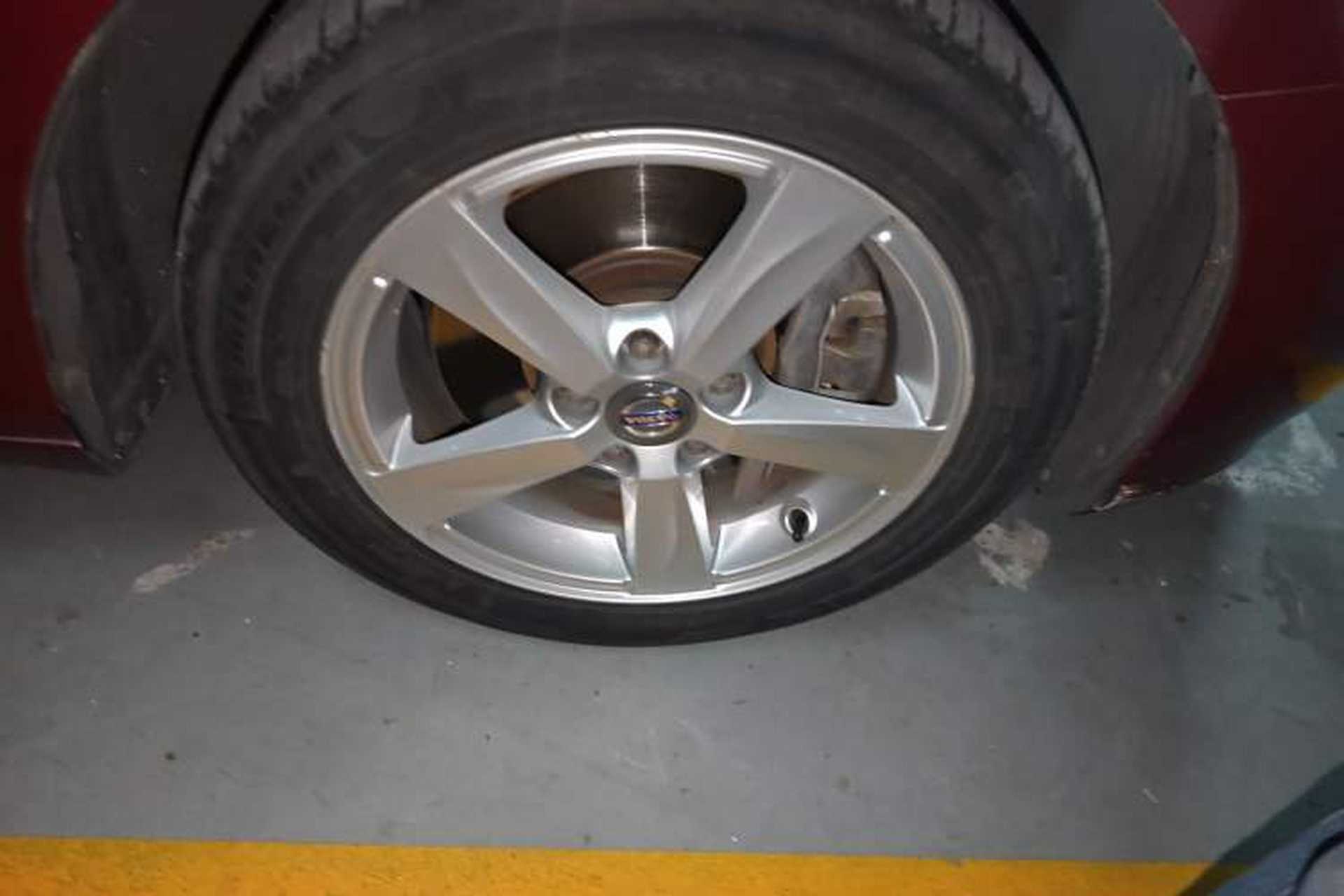 Used Volvo V40 2016 T3 Zhiyi Edition Right Front Wheel Hub