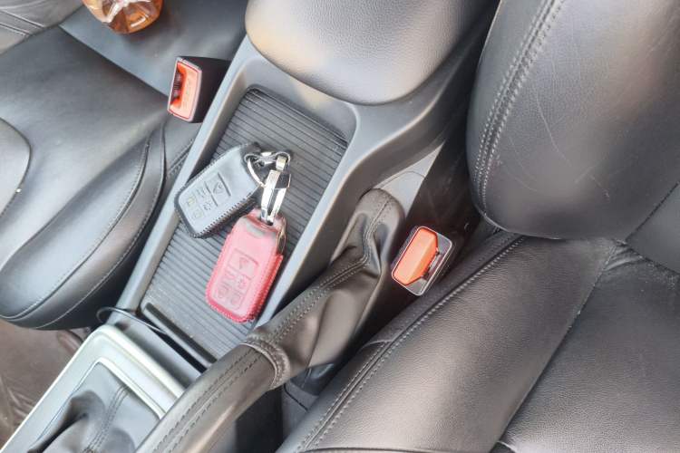 Used Volvo V40 2016 T3 Zhiyi Edition Vehicle Key