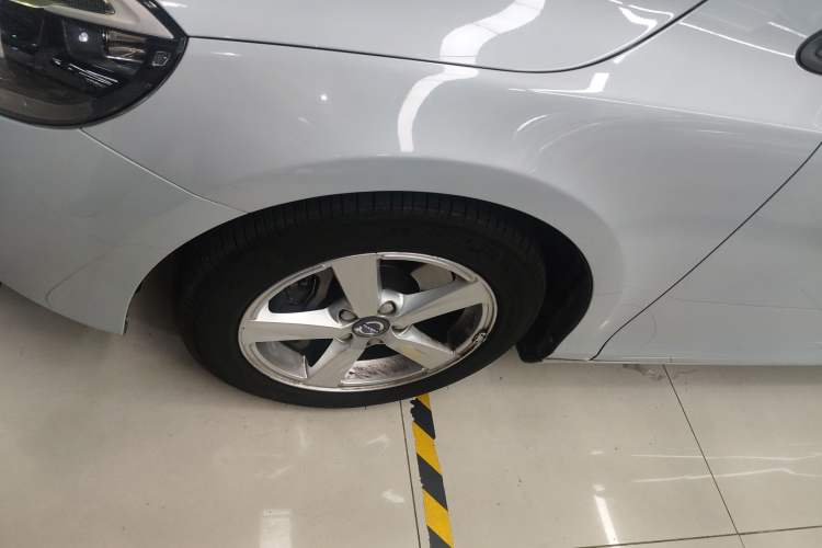 Used Volvo V40 2016 T3 Zhiyi Edition Exterior 3