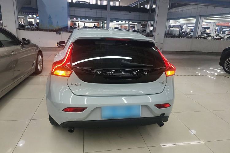 Used Volvo V40 2016 T3 Zhiyi Edition Exterior 5