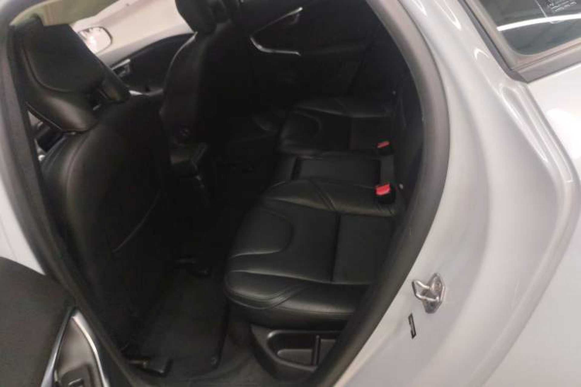 Used Volvo V40 2016 T3 Zhiyi Edition Interior 4