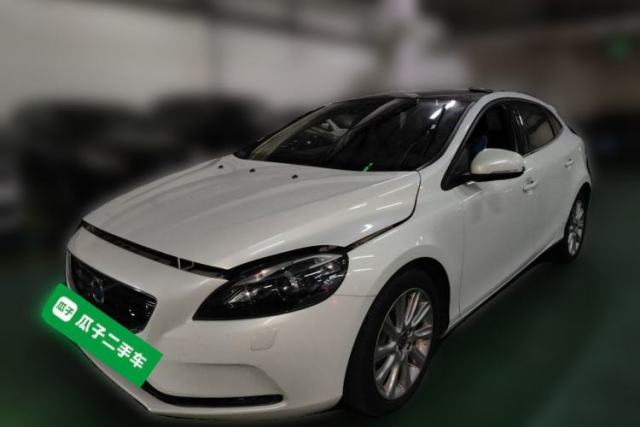 Used Volvo V40 2016 T3 Zhiyi Edition
