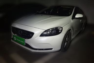 Used Volvo V40 2016 T3 Zhiyi Edition