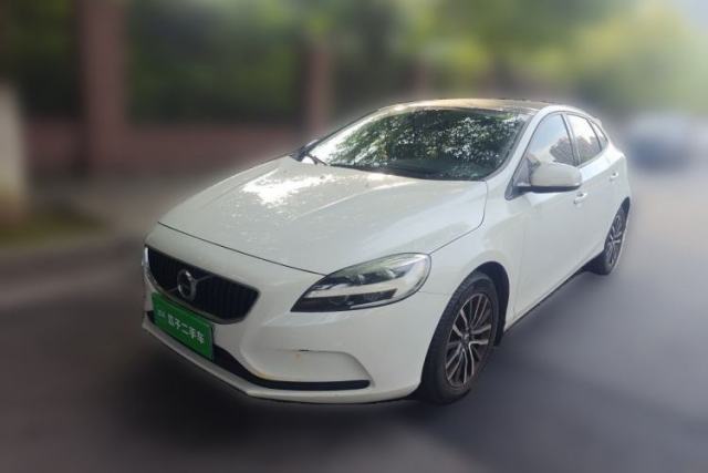 Used Volvo V40 2016 T3 Zhiyi Edition