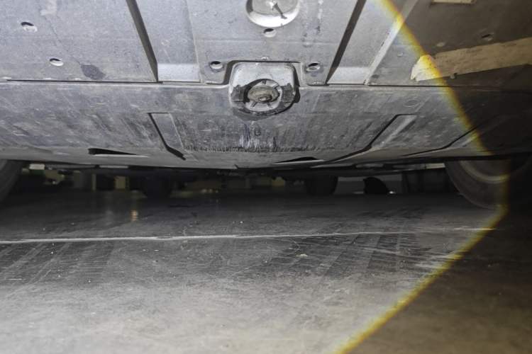 Used Volvo V40 2016 T3 Zhiyi Edition Chassis Front