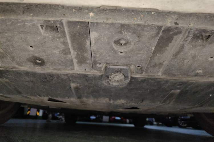 Used Volvo V40 2016 T3 Zhiyi Edition Chassis Front