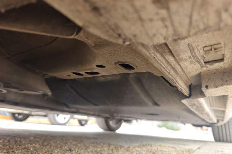 Used Volvo V40 2016 T3 Zhiyi Edition Chassis Front Left