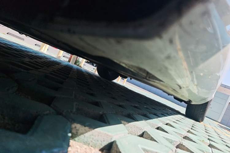 Used Volvo V40 2016 T3 Zhiyi Edition Chassis Front Left