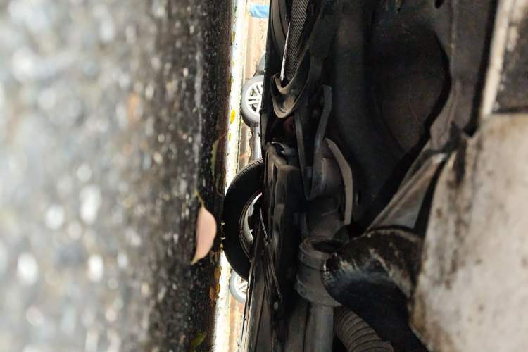 Used Volvo V40 2016 T3 Zhiyi Edition Chassis Front Right