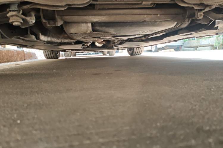 Used Volvo V40 2016 T3 Zhiyi Edition Chassis Rear