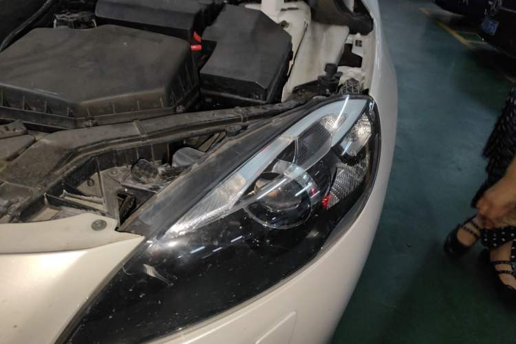 Used Volvo V40 2016 T3 Zhiyi Edition Engine Bay Left