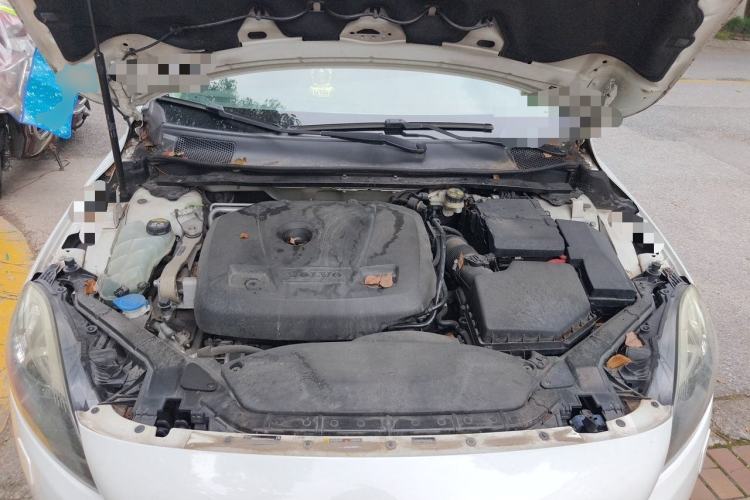 Used Volvo V40 2016 T3 Zhiyi Edition Engine Bay