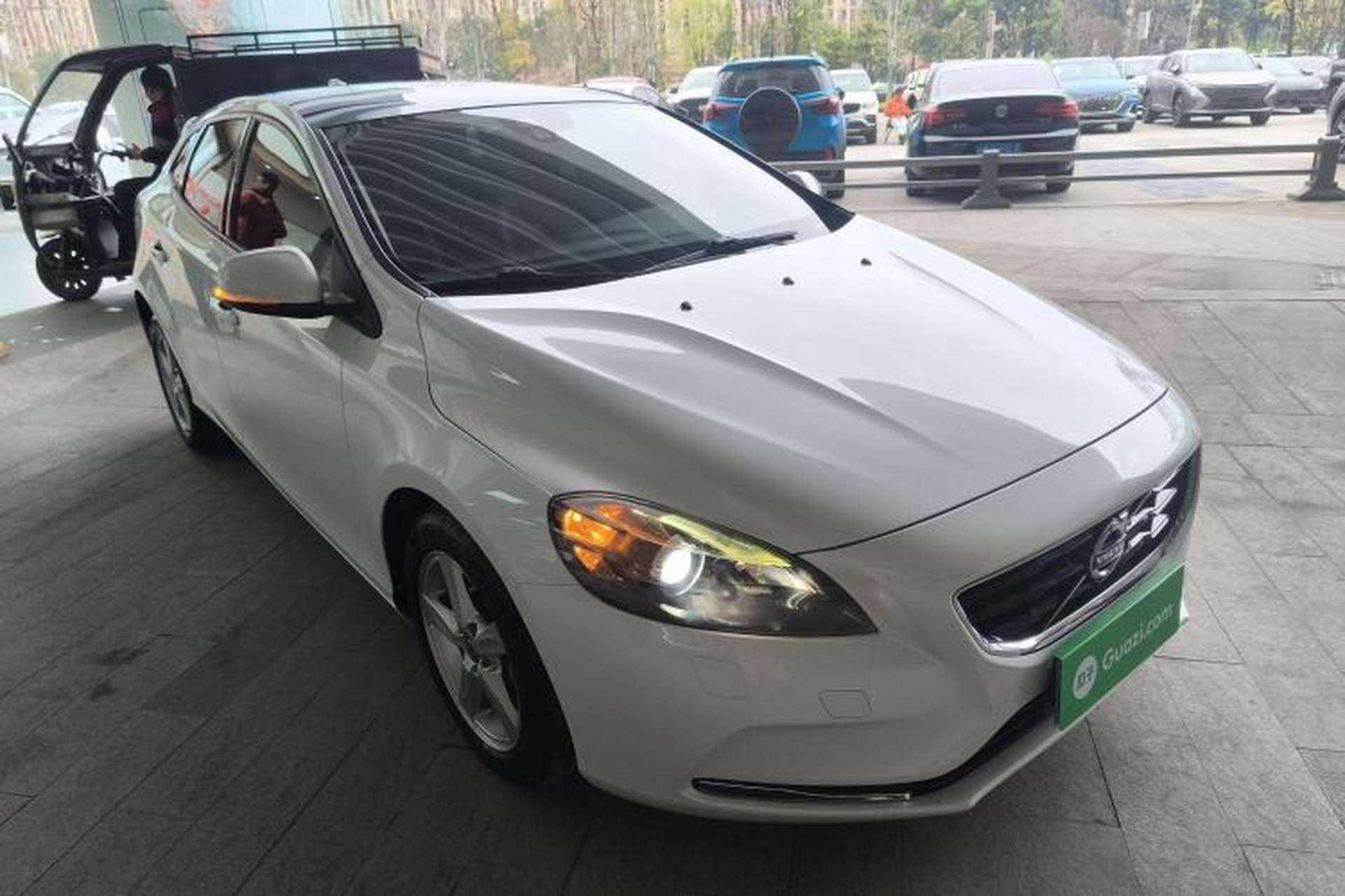Used Volvo V40 2016 T3 Zhiyi Edition Exterior 1