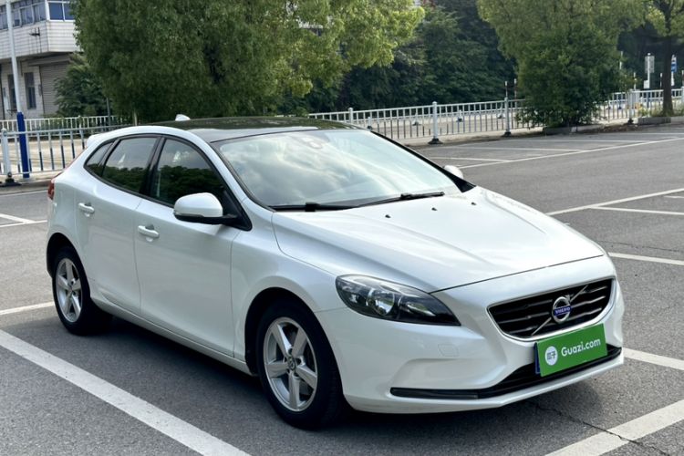 Used Volvo V40 2016 T3 Zhiyi Edition Exterior 10