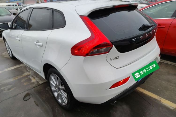 Used Volvo V40 2016 T3 Zhiyi Edition Exterior 2