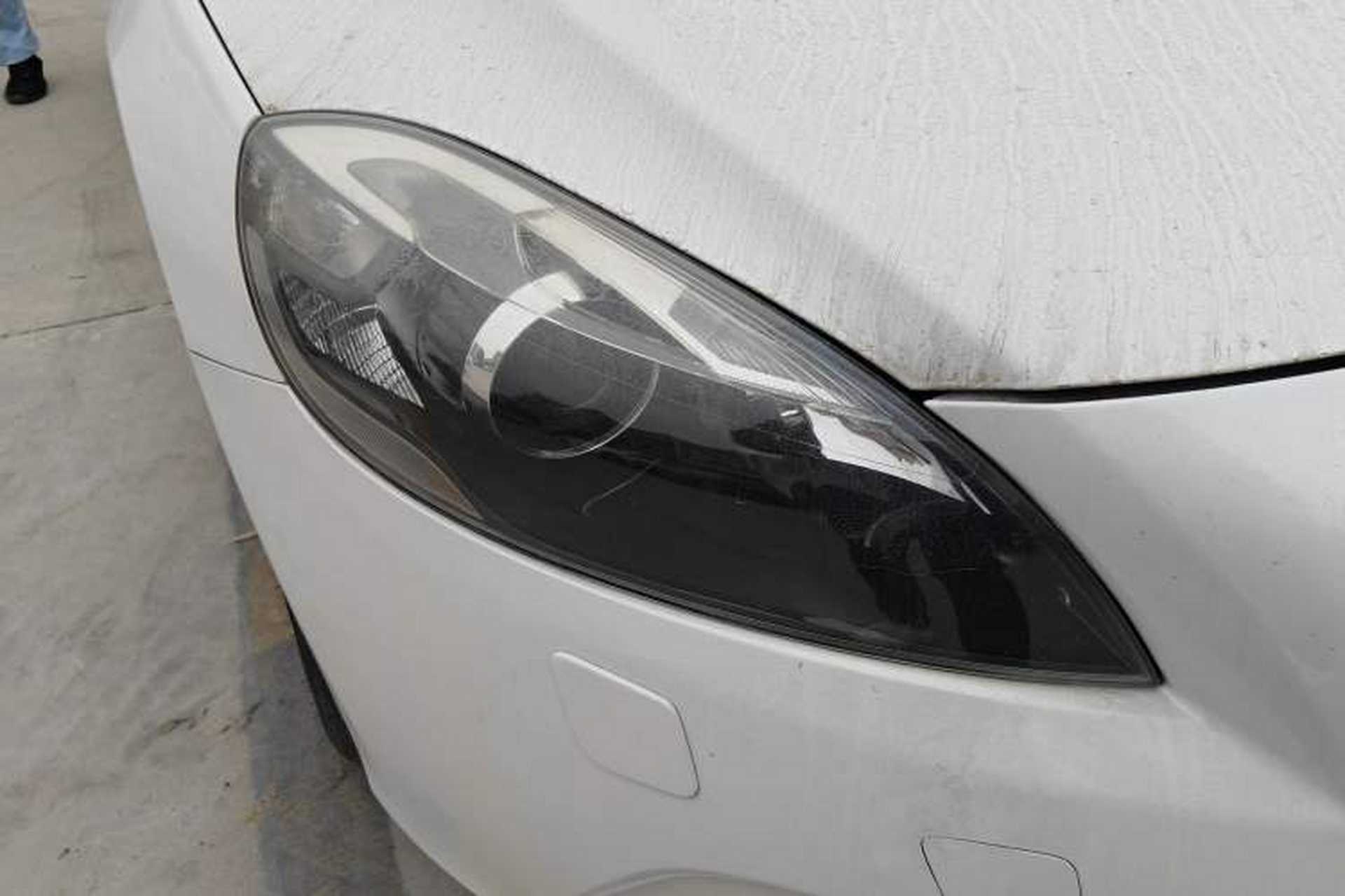 Used Volvo V40 2016 T3 Zhiyi Edition Exterior 6