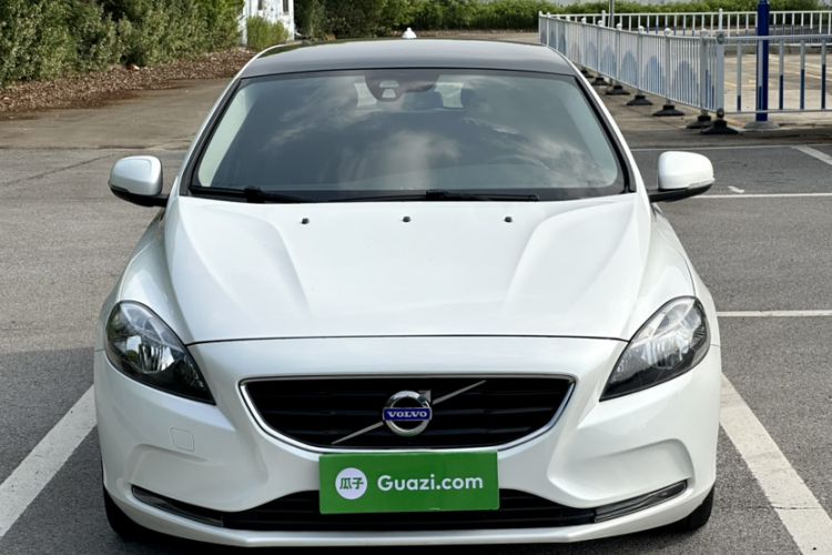 Used Volvo V40 2016 T3 Zhiyi Edition Exterior 6