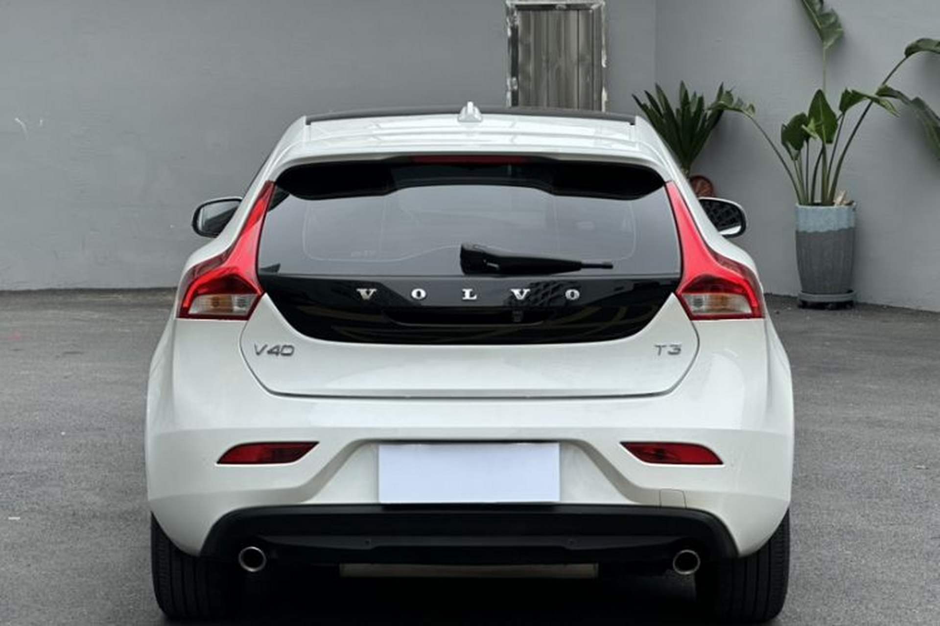 Used Volvo V40 2016 T3 Zhiyi Edition Exterior 6