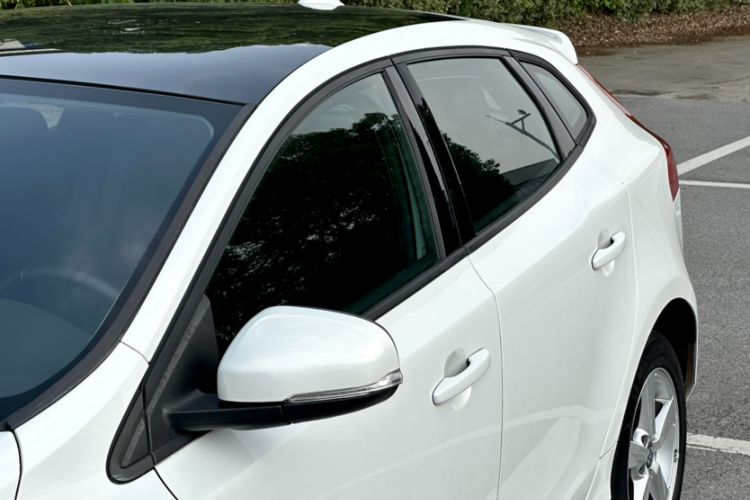 Used Volvo V40 2016 T3 Zhiyi Edition Exterior 9