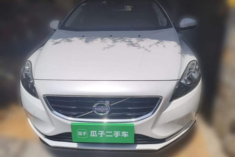 Used Volvo V40 2016 T3 Zhiyi Edition Front