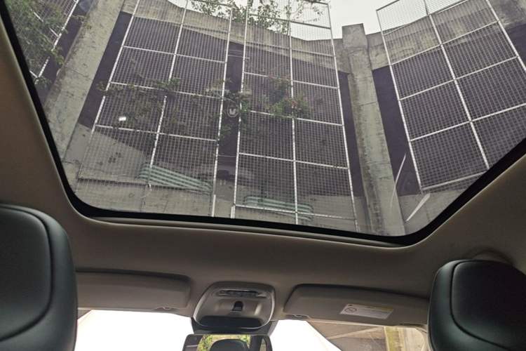 Used Volvo V40 2016 T3 Zhiyi Edition Headliner