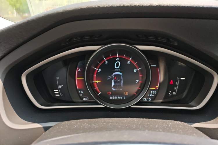 Used Volvo V40 2016 T3 Zhiyi Edition Instrument Cluster