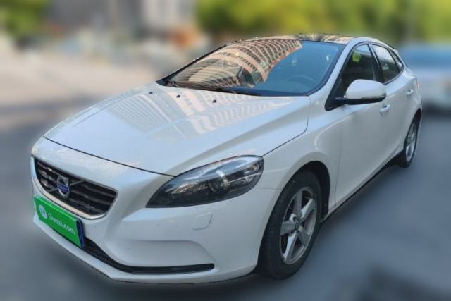 Used Volvo V40 2016 T3 Zhiyi Edition