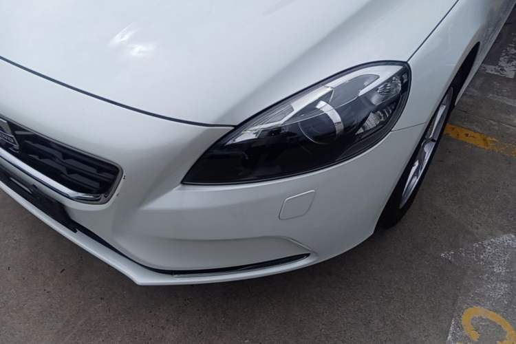 Used Volvo V40 2016 T3 Zhiyi Edition Left Front Headlight