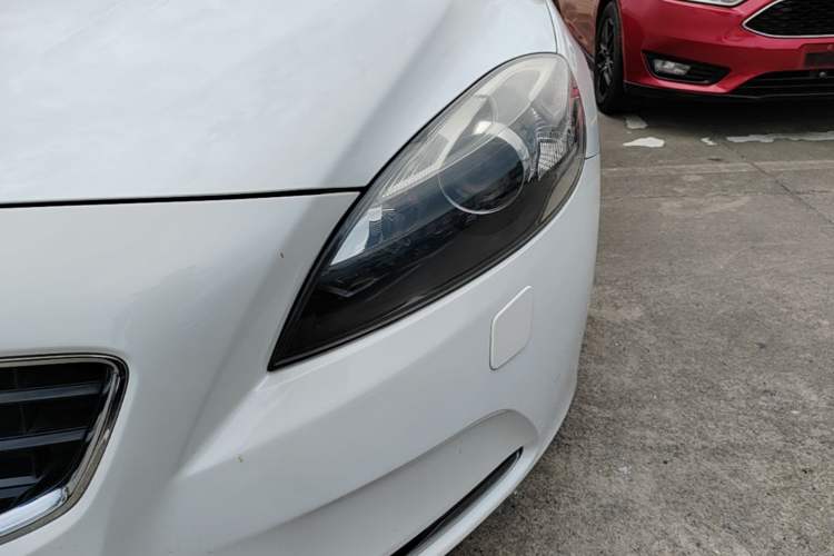 Used Volvo V40 2016 T3 Zhiyi Edition Left Front Headlight