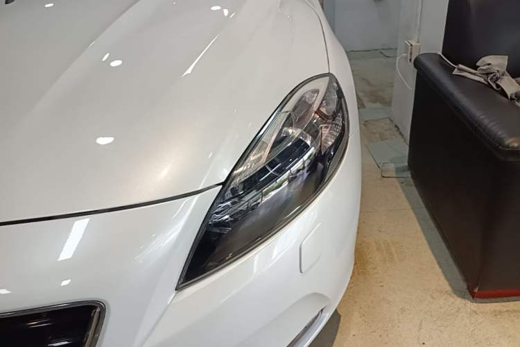 Used Volvo V40 2016 T3 Zhiyi Edition Left Front Headlight
