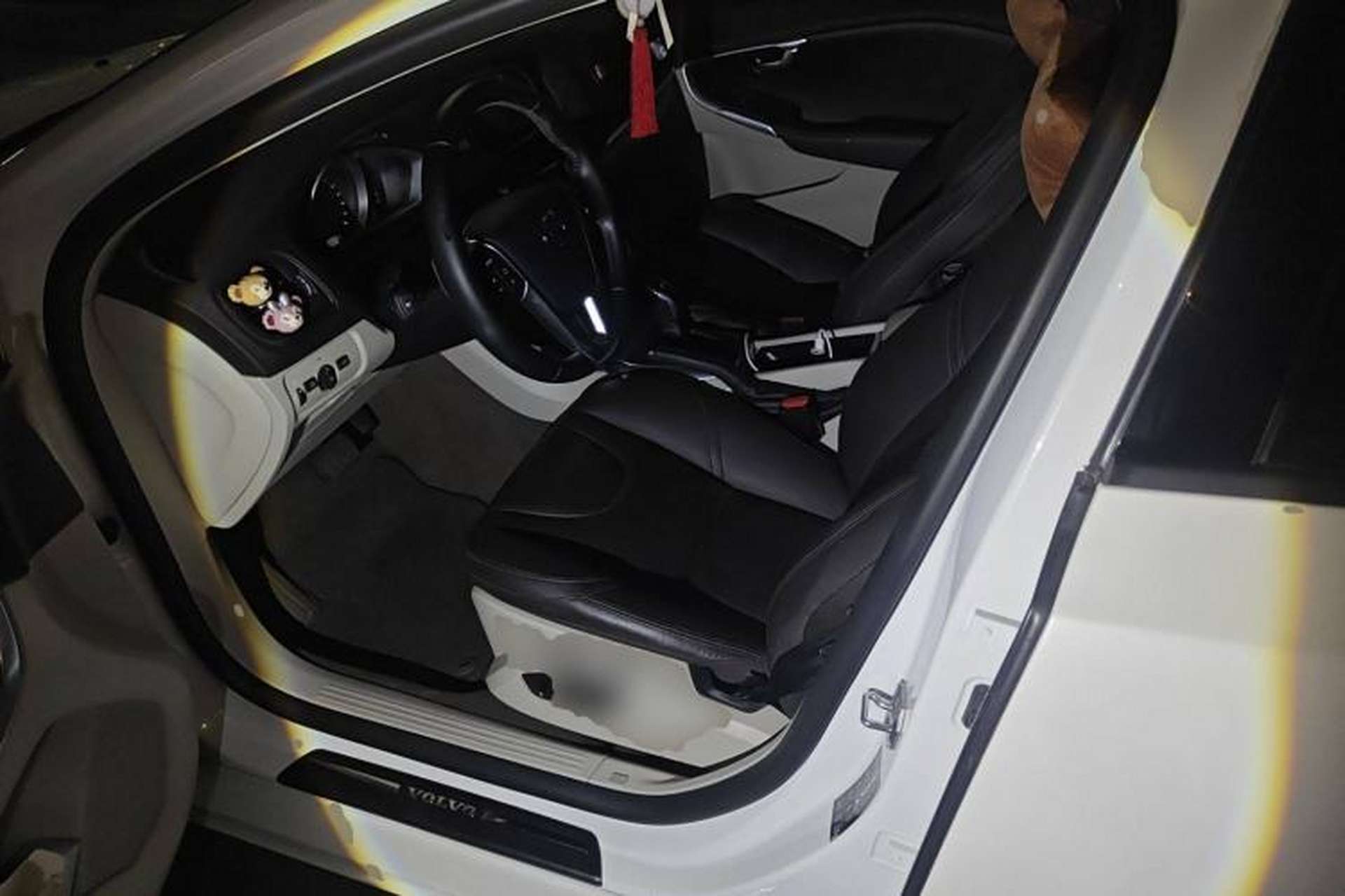 Used Volvo V40 2016 T3 Zhiyi Edition Left Front Seat