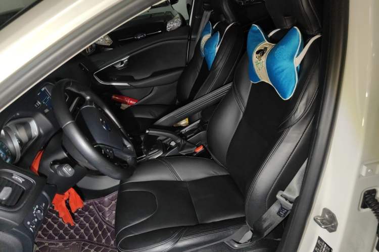 Used Volvo V40 2016 T3 Zhiyi Edition Left Front Seat